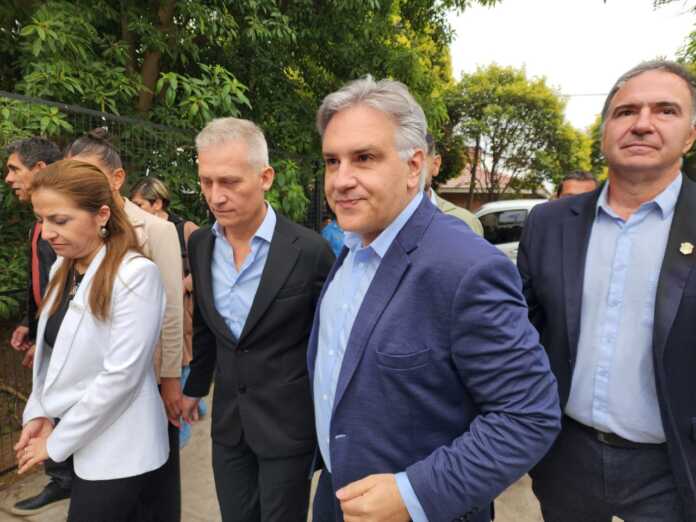 acuerdo llaryora aviles