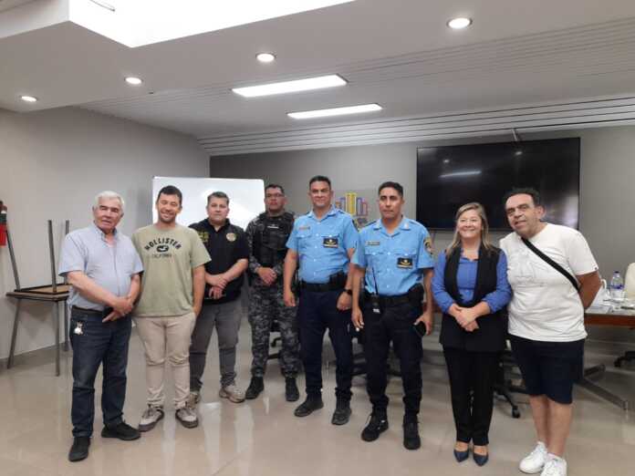 ashoga y la policía