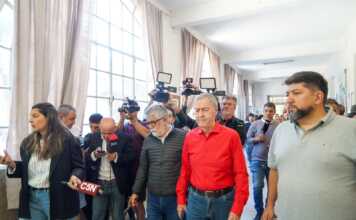 Juan Schiaretti exigió la renuncia de Manuel Adorni tras la polémica por su declaración jurada
