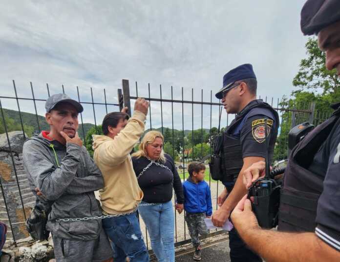 WhatsApp Image 2025-12-22 at 11.03.44