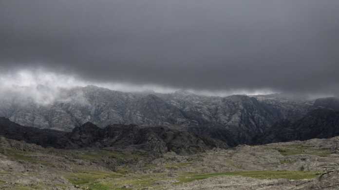 los gigantes-tormenta