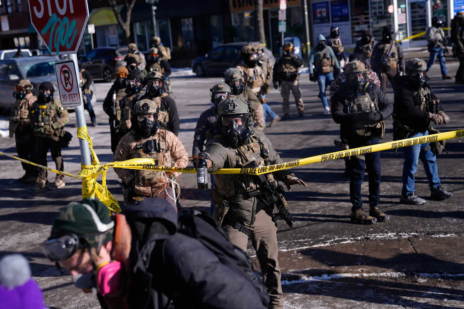 24minneapolis-ice-carousel-qctf-threeByTwoMediumAt2X