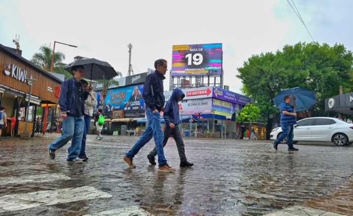 Carlos-Paz-lluvia-02 (2)