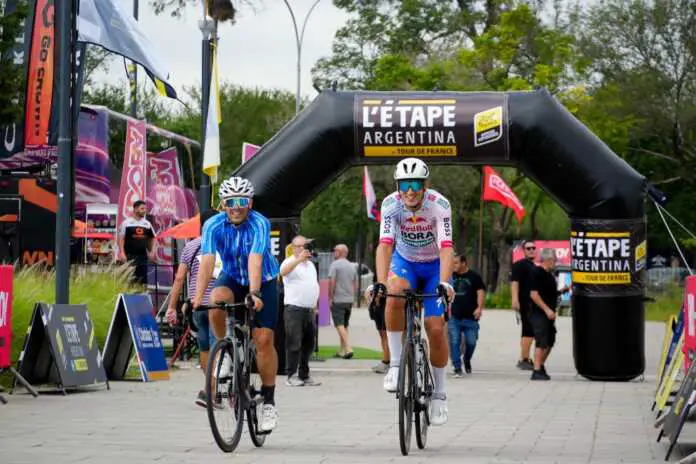 Expo-Village-LEtape-gob-2