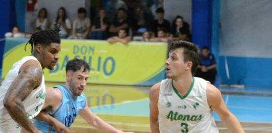 Atenas ganó pero no alcanza: jugará, otra vez, por la permanencia en la Liga Nacional