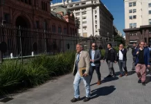 «Basuras repugnantes»: El Gobierno prohibió el ingreso de la prensa acreditada a la Casa Rosada