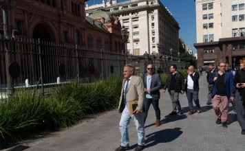 «Basuras repugnantes»: El Gobierno prohibió el ingreso de la prensa acreditada a la Casa Rosada