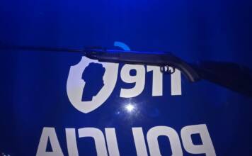 Ataque en Plaza España: el rifle tenía mira telescópica y podrían agravar la acusación contra los universitarios