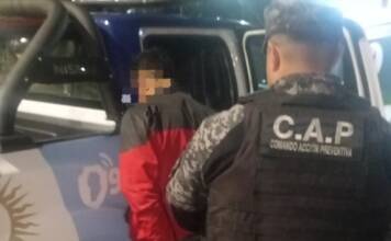 Carlos Paz: Huía de la Policía, lo vieron dentro de una casa y lo entregaron