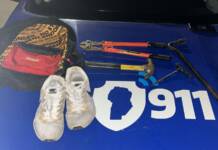 Detienen a un chico de 16 años con barretas y ganzúas en el centro de Carlos Paz