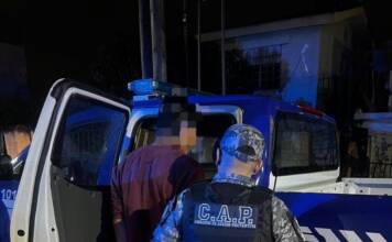 Carlos Paz: Lo descubrieron por las cámaras robando una garrafa y terminó detenido