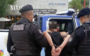 Fue detenido en pleno centro de Carlos Paz por insultar a la Policía