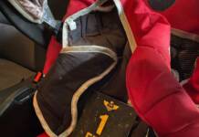 Escondían «ladrillos» de cocaína en una butaca para bebés