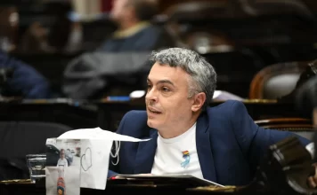 Mano a mano con Esteban Paulón: Las claves del «Adornigate» y las denuncias por irregularidades en el Gobierno
