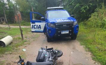 Carlos Paz: Un menor entró a robar una vivienda, lo persiguieron y lo atraparon con una moto robada
