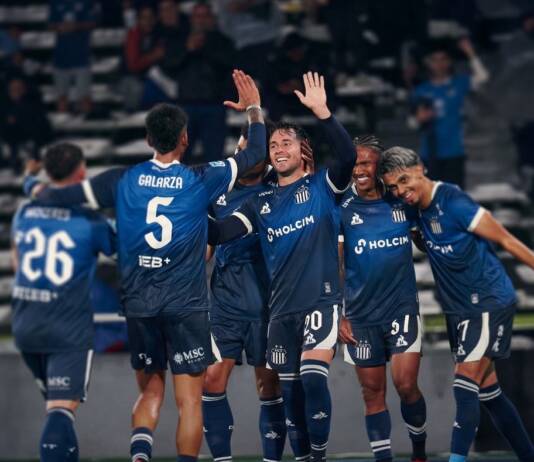 Festejo local: Talleres venció a Riestra y trepó al podio en la Zona A