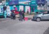Carlos Paz: Una persona resultó herida en el choque entre auto y moto en barrio Malvinas