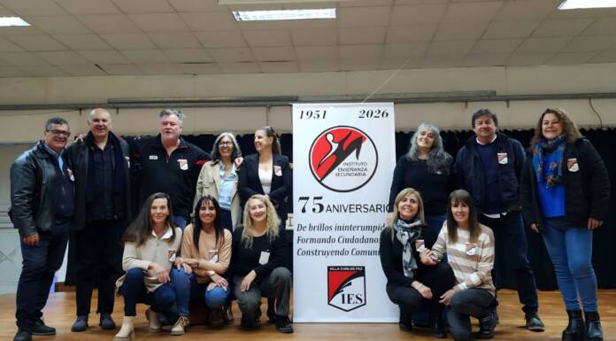 Pase al frente la Promo ’84