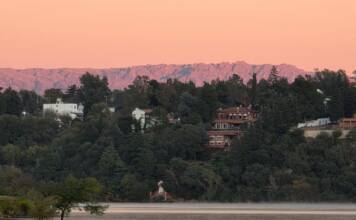 Frío de invierno y tardes primaverales: a cuánto llegará la máxima este martes en Carlos Paz