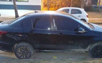 Tres menores detenidos tras el robo de un auto a una conductora de aplicación de viajes