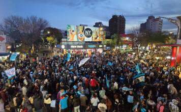 ¡Belgrano campeón! Imágenes del festejo en el centro de Carlos Paz
