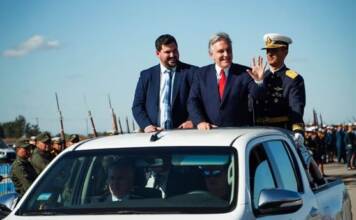 Martín Llaryora encabeza el acto central por el 25 de Mayo en Villa Nueva