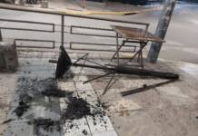 Incendió una sombrilla y provocó daños en un local comercial del Centro de Carlos Paz