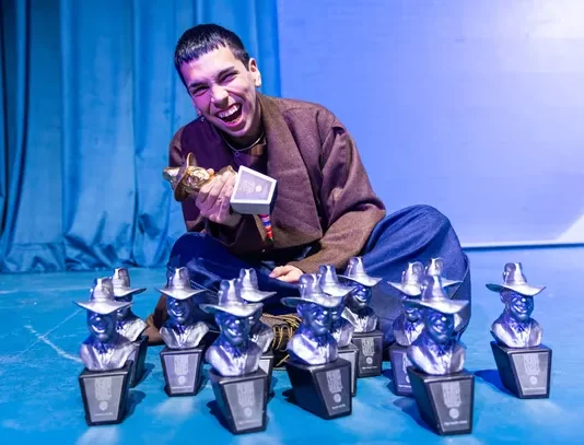 Premios Gardel 2026: Milo J arrasó en una noche histórica y se quedó con el Oro