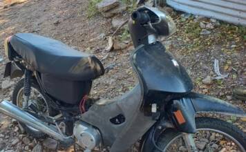 Un menor intentó fugar de la policía con una moto robada