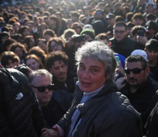 El último adiós a Gaspi: multitudinario y emotivo homenaje con la presencia de su madre en el Obelisco