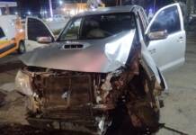 Carlos Paz: una mujer y su hijo resultaron heridos tras chocar contra un poste en avenida San Martín