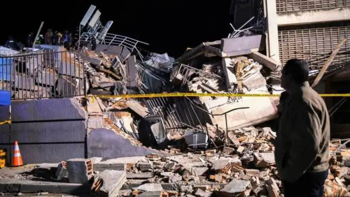 Ya son 164 los muertos y 971 los heridos tras los terremotos de Venezuela