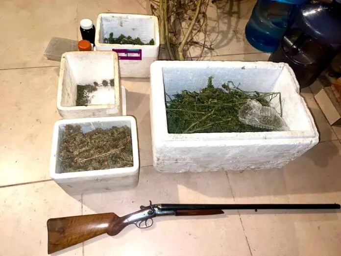 Bialet Massé: Discutió con su madre y terminó preso por tener una escopeta y marihuana en su habitación