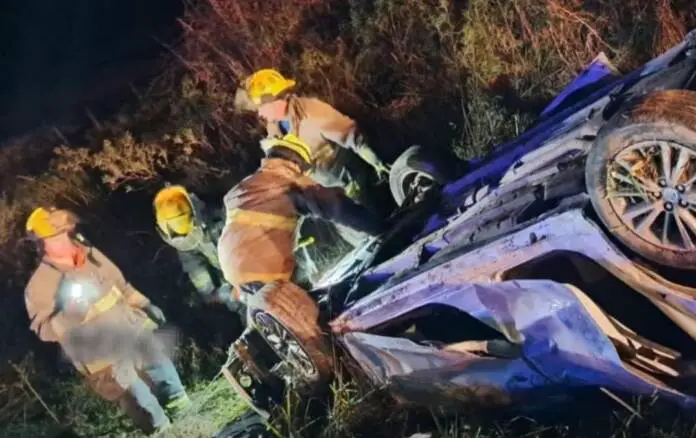 Tragedia en Bell Ville: dos jóvenes murieron y otras cuatro personas resultaron heridas en un accidente