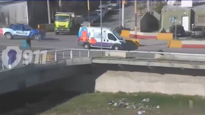 Operativo contrarreloj: escoltaron a un bebé de 5 días que debía recibir un trasplante de corazón (Video)