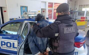 Amenazó con un hacha en un hostel y terminó detenido en Carlos Paz