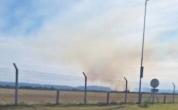 Controlan el incendio en los campos del Ejército entre La Calera y la autopista