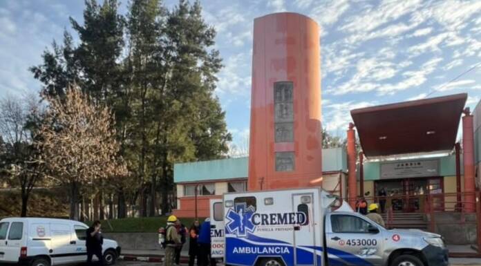 Alarma en Cosquín: Asisten a docentes por una fuga de gas en un Jardín de Infantes