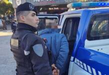 Tensión en pleno centro de Carlos Paz: Vendedores de medias agredieron a inspectoras municipales