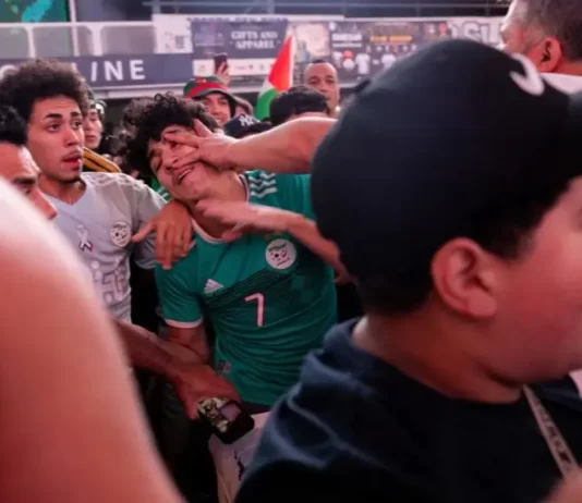 Brutal enfrentamiento entre hinchas argentinos y argelinos en Estados Unidos