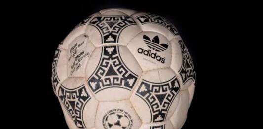 Subastan la pelota con la que Maradona hizo historia en México ’86: «La mano de Dios» y el «Gol del Siglo»