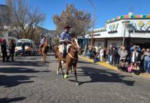 Todo el color del desfile gaucho en el acto por el Día de la Independencia