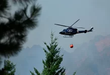 Tragedia en San Juan: cayó un helicóptero de control de incendios y hay 7 muertos