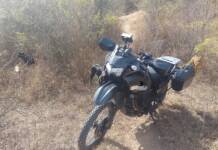 Carlos Paz: Recuperan una moto robada en un descampado del Centro de Inquilinos