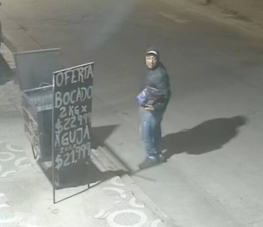 Cansado de los robos en Miguel Muñoz: un video muestra cómo le llevaron la garrafa