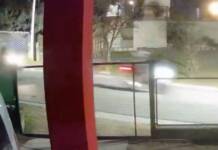 Violento robo en el centro de Carlos Paz: la tiraron de la moto para robársela cuando volvía de trabajar