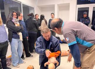 San Antonio: Colaboradores municipales se capacitaron en RCP y Primeros Auxilios