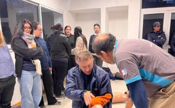 San Antonio: Colaboradores municipales se capacitaron en RCP y Primeros Auxilios