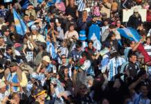 Así se celebró en Carlos Paz y en la región el agónico triunfo de Argentina y el pase a cuartos