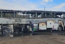 Se incendió un colectivo en Paso Viejo y sus 40 pasajeros se salvaron de milagro
